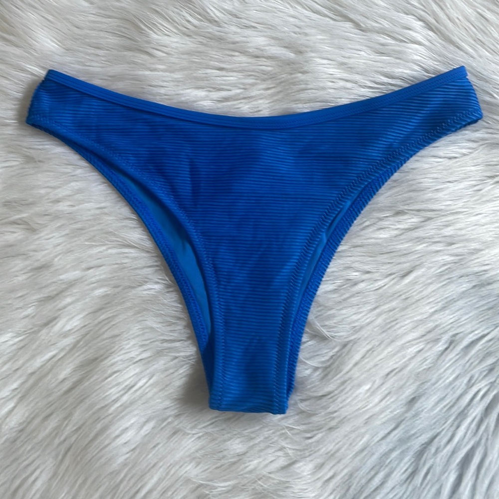 Cupshe Ribbed Bikini Bottoms size M